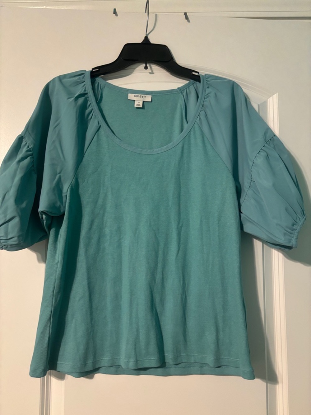 ON 5th Teal Puff Sleeve Scoop-Neck Ribbed Top